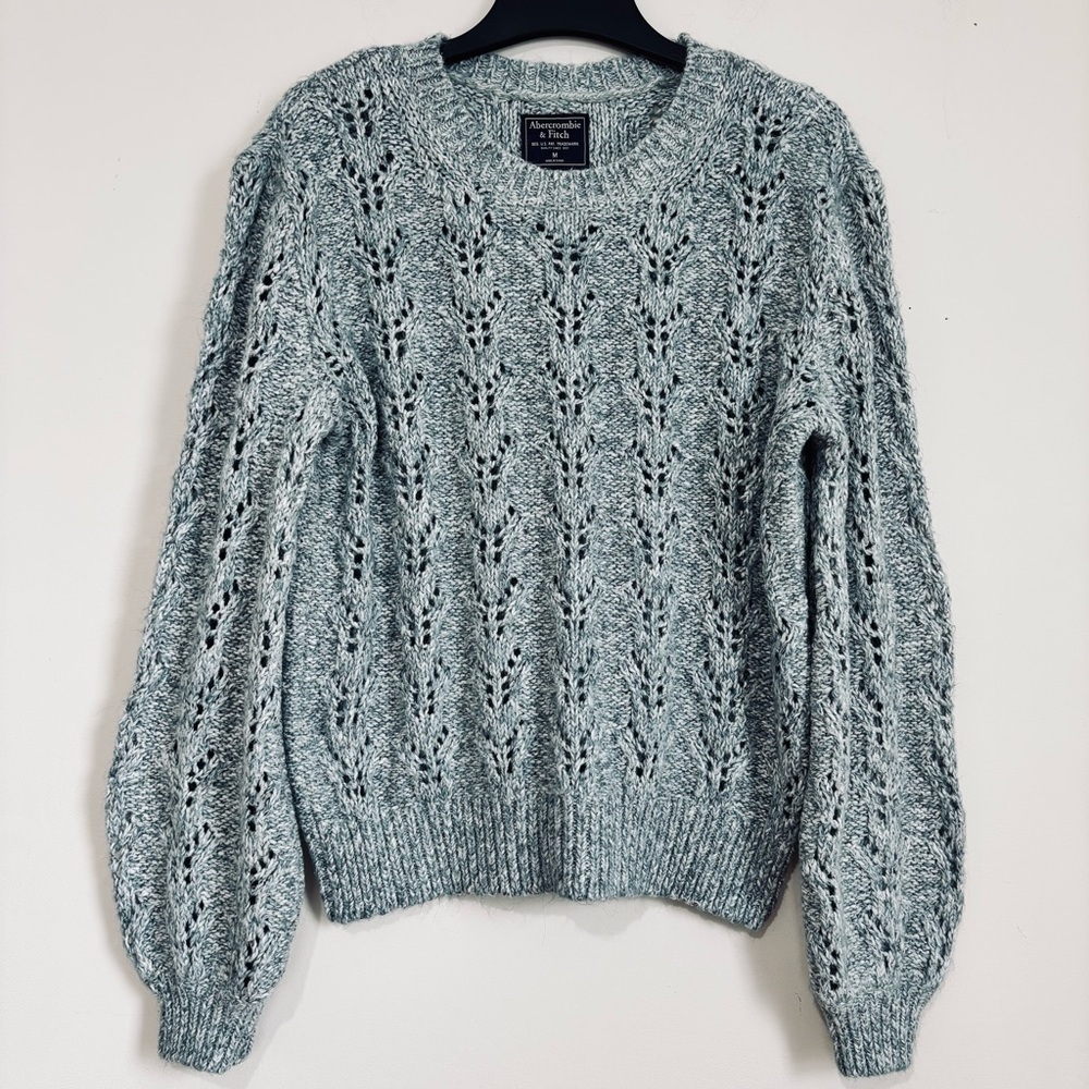 Abercrombie & Fitch Y2K sage green feminine pointelle long sleeve sweater Size M